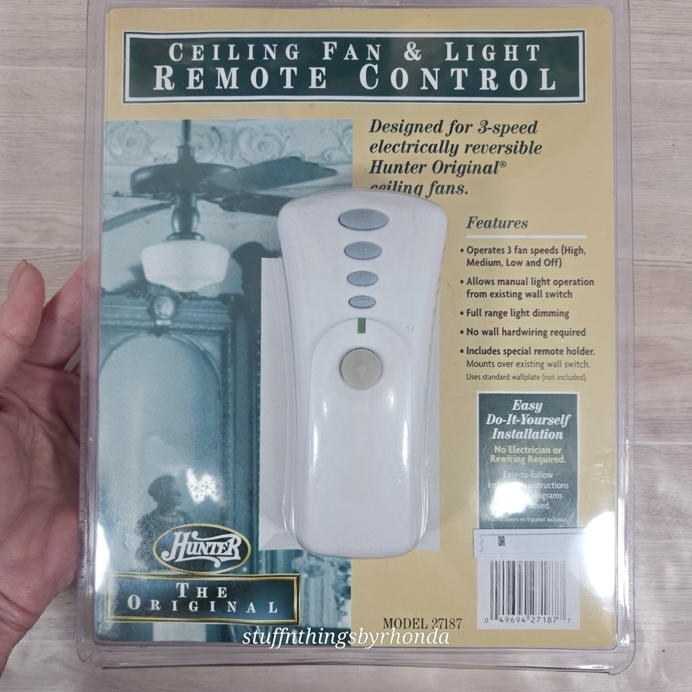 New in Package Hunter Original 3 Speed Ceiling Fan & Light Remote Control 27187